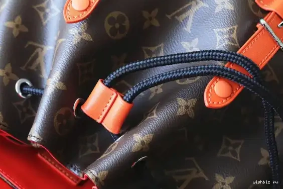 WIS CHRISTOPHER MM LOUIS VUITTON 0505